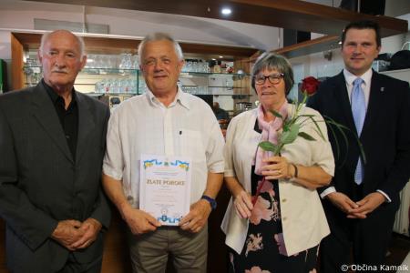 Slavnostna podelitev priznanj in cvetja diamantnim in zlatim parom (30)